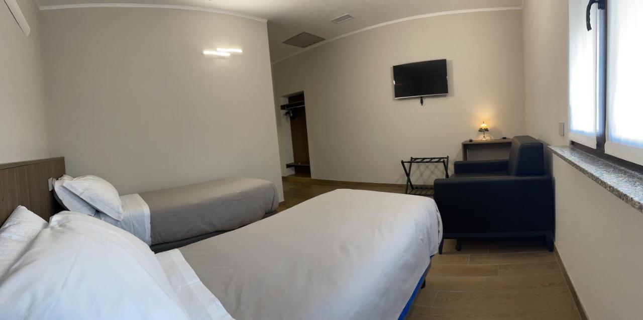 Villoresi Rooms Castano Primo Zewnętrze zdjęcie